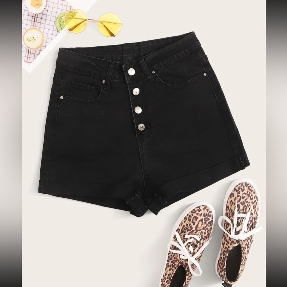 ✨2 for $10✨ SHEIN Black Wash Button Fly Denim Shorts